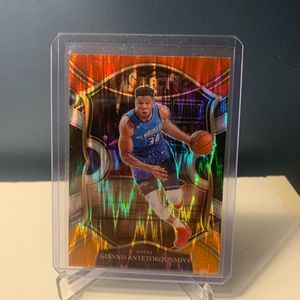 Giannis Antetokounmpo Select Flash Concourse